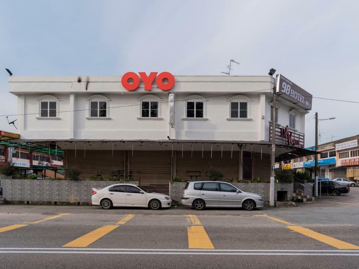 Oyo 44026 98 Hotel Johor Bahru Exterior photo